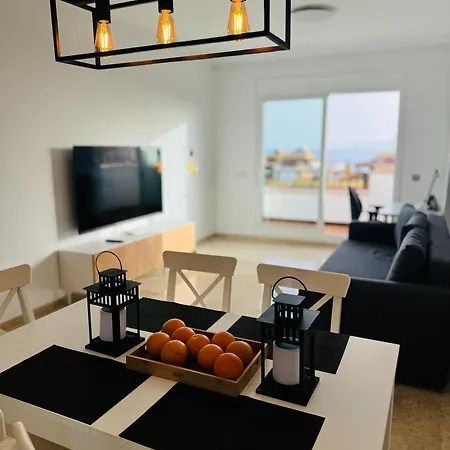 Casa Heidi - Pool - Sunsets - Ocean, Cliffs View - Garage - Ac شقة *