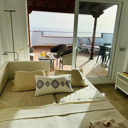 Apartment Casa Heidi - Pool - Sunsets - Ocean, Cliffs View - Garage - Ac Puerto de Santiago (Tenerife)